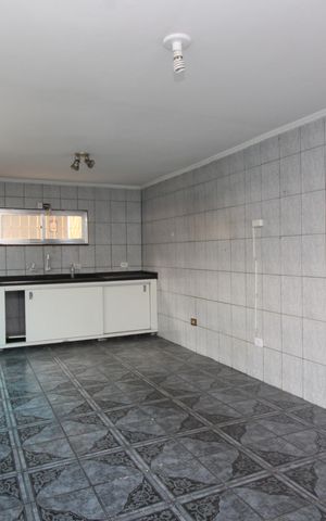 Casa à venda com 193m², 2 quartos e 2 vagasCozinha