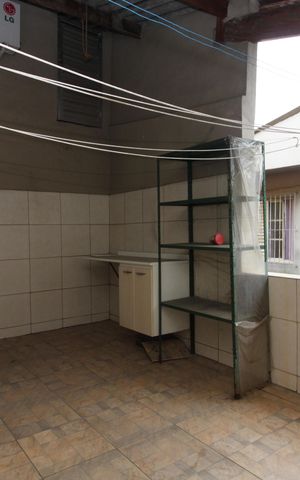 Casa à venda com 193m², 2 quartos e 2 vagasÁrea de Serviço