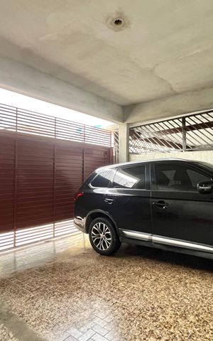 Casa à venda com 220m², 3 quartos e 2 vagasGaragem