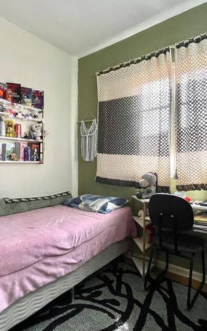 Casa à venda com 220m², 3 quartos e 2 vagasQuarto 3