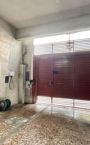Casa à venda com 220m², 3 quartos e 2 vagasGaragem
