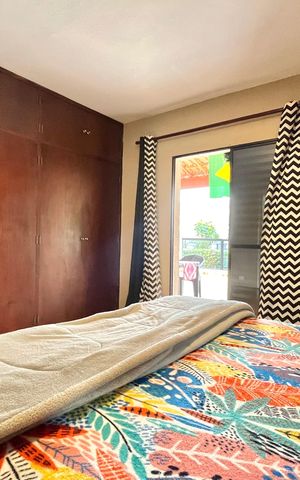 Casa à venda com 220m², 3 quartos e 2 vagasSuite
