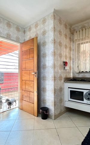 Casa à venda com 220m², 3 quartos e 2 vagasCozinha