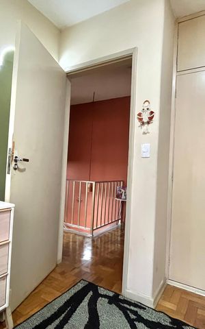Casa à venda com 220m², 3 quartos e 2 vagasQuarto 3