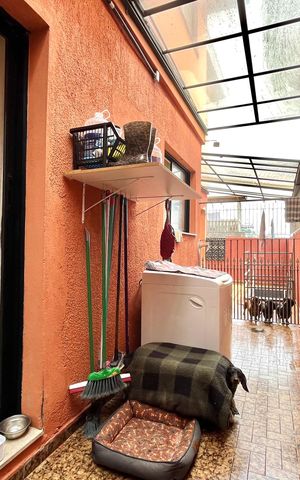 Casa à venda com 220m², 3 quartos e 2 vagasÁrea de Serviço