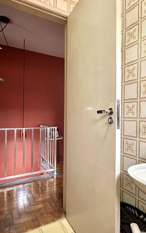Casa à venda com 220m², 3 quartos e 2 vagasBanheiro Corredor