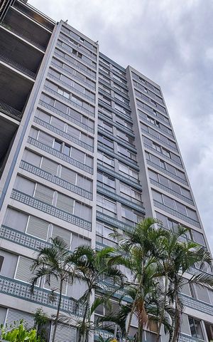 Apartamento para alugar com 90m², 2 quartos e 1 vaga Apartamento para alugar com 90m², 2 quartos e 1 vagaFachada
