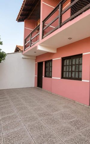 Casa para alugar com 140m², 5 quartos e 1 vaga Casa para alugar com 140m², 5 quartos e 1 vagaÁrea externa