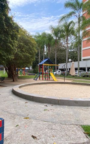 Apartamento para alugar com 60m², 2 quartos e 2 vagasÁrea comum - Playground