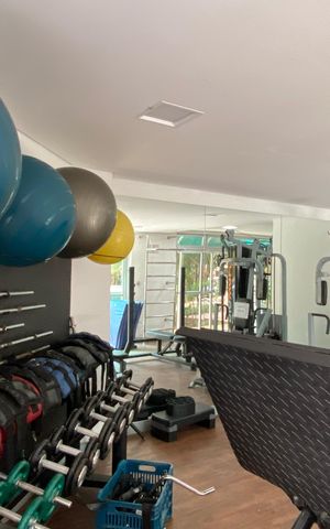Apartamento para alugar com 60m², 2 quartos e 2 vagasÁrea comum - Academia