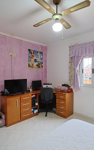 Casa à venda com 320m², 3 quartos e 2 vagasQuarto 2