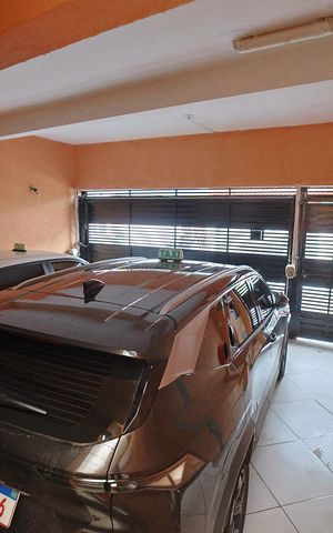 Casa à venda com 320m², 3 quartos e 2 vagasGaragem