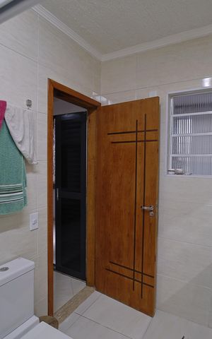 Casa à venda com 320m², 3 quartos e 2 vagasBanheiro Suíte 