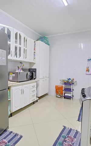 Casa à venda com 320m², 3 quartos e 2 vagasCozinha