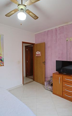 Casa à venda com 320m², 3 quartos e 2 vagasQuarto 2