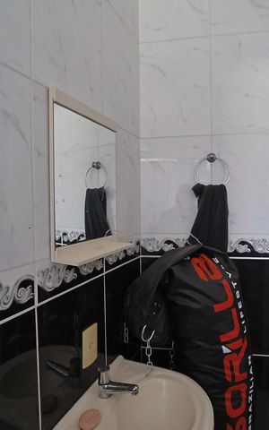 Casa à venda com 320m², 3 quartos e 2 vagasBanheiro Cobertura
