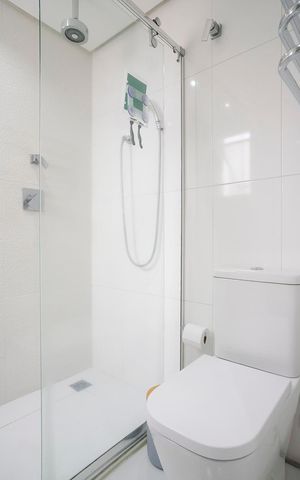 Apartamento à venda com 133m², 3 quartos e 3 vagasBanheiro da suíte 1