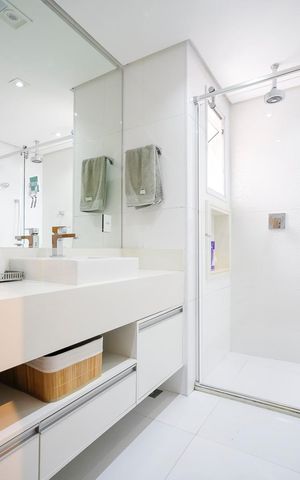 Apartamento à venda com 133m², 3 quartos e 3 vagasBanheiro da suíte 1