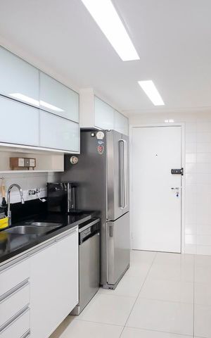 Apartamento à venda com 133m², 3 quartos e 3 vagasCozinha