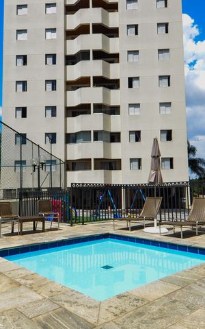 Apartamento para alugar com 83m², 3 quartos e 2 vagas Apartamento para alugar com 83m², 3 quartos e 2 vagasÁrea comum - Piscina