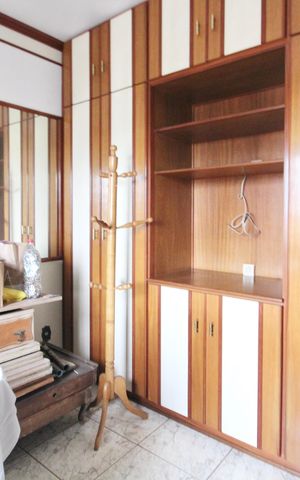 Casa à venda com 450m², 6 quartos e 5 vagas Casa à venda com 450m², 6 quartos e 5 vagassuíte 4