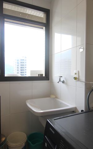 Apartamento à venda com 120m², 3 quartos e 2 vagasÁrea de serviço