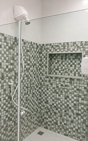 Casa para alugar com 90m², 3 quartos e 1 vaga Casa para alugar com 90m², 3 quartos e 1 vagaBanheiro