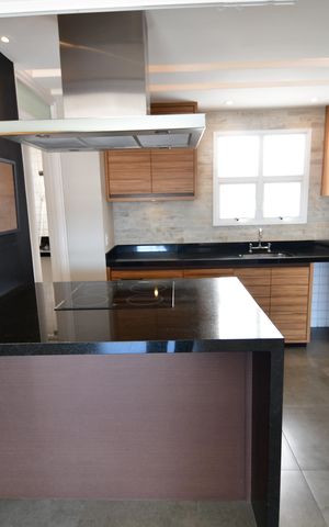 Apartamento para alugar com 106m², 3 quartos e 2 vagasCozinha