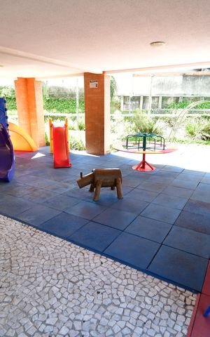 Apartamento para alugar com 106m², 3 quartos e 2 vagasÁrea comum - Playground