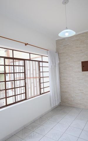 Casa à venda com 250m², 2 quartos e 4 vagasVaranda