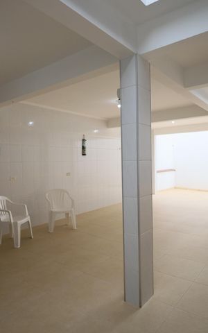 Casa à venda com 250m², 2 quartos e 4 vagasÁrea de Serviço