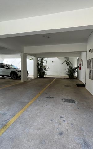 Apartamento à venda com 176m², 3 quartos e 4 vagas Apartamento à venda com 176m², 3 quartos e 4 vagasGaragem