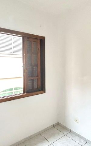 Casa para alugar com 250m², 3 quartos e 4 vagas Casa para alugar com 250m², 3 quartos e 4 vagasQuarto 1