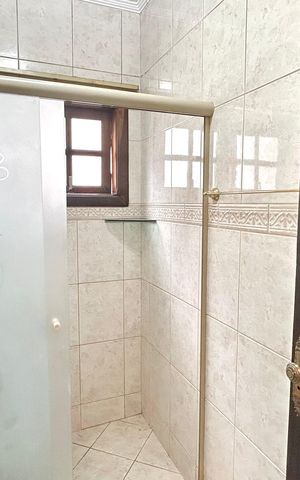 Casa para alugar com 250m², 3 quartos e 4 vagas Casa para alugar com 250m², 3 quartos e 4 vagasBanheiro 1