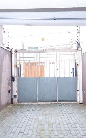 Apartamento à venda com 54m², 2 quartos e 1 vagaÁrea comum - Estacionamento - Portão