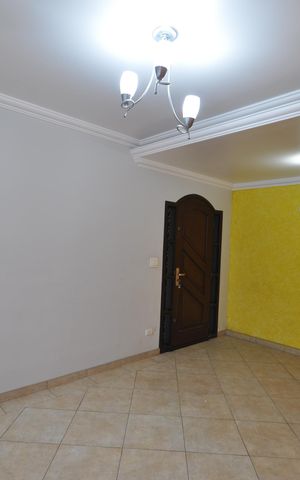 Casa à venda com 360m², 2 quartos e 3 vagasSala