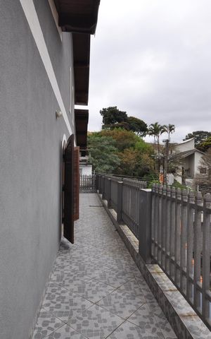 Casa à venda com 360m², 2 quartos e 3 vagasVaranda