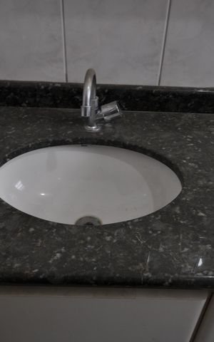 Casa à venda com 360m², 2 quartos e 3 vagasBanheiro Social 2