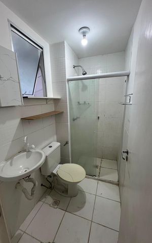 Casa à venda com 55m², 2 quartos e 1 vaga Casa à venda com 55m², 2 quartos e 1 vagaBanheiro
