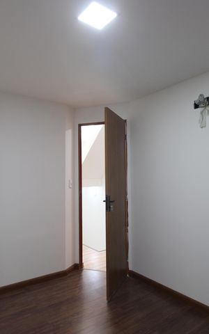 Casa de condomínio para alugar com 131m², 3 quartos e 3 vagasQuarto 2