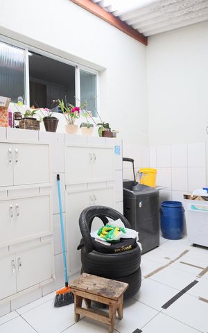 Casa à venda com 150m², 4 quartos e 2 vagasÁrea de Serviço