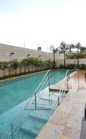 Apartamento para alugar com 35m², 2 quartos e sem vaga Apartamento para alugar com 35m², 2 quartos e sem vagaÁrea comum - Piscina