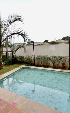 Apartamento para alugar com 35m², 2 quartos e sem vaga Apartamento para alugar com 35m², 2 quartos e sem vagaÁrea comum - Piscina