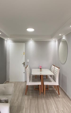Apartamento à venda com 56m², 2 quartos e 1 vaga Apartamento à venda com 56m², 2 quartos e 1 vagaSala
