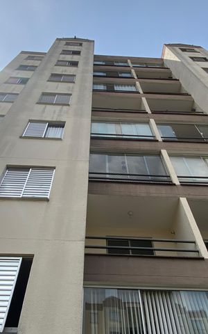 Apartamento à venda com 56m², 2 quartos e 1 vaga Apartamento à venda com 56m², 2 quartos e 1 vagaFachada do bloco