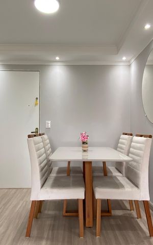 Apartamento à venda com 56m², 2 quartos e 1 vaga Apartamento à venda com 56m², 2 quartos e 1 vagaSala