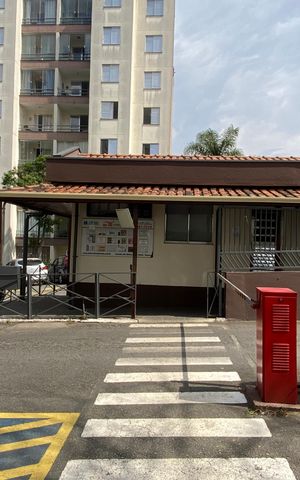 Apartamento à venda com 56m², 2 quartos e 1 vaga Apartamento à venda com 56m², 2 quartos e 1 vagaFachada e portaria