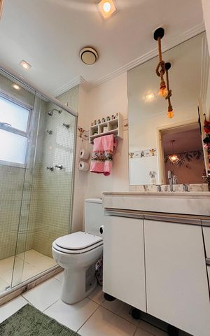 Apartamento à venda com 196m², 3 quartos e 3 vagas Apartamento à venda com 196m², 3 quartos e 3 vagasBanheiro suíte 2