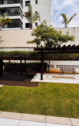 Apartamento à venda com 196m², 3 quartos e 3 vagas Apartamento à venda com 196m², 3 quartos e 3 vagasÁrea comum - Playground