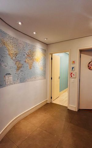 Apartamento à venda com 196m², 3 quartos e 3 vagas Apartamento à venda com 196m², 3 quartos e 3 vagasEntrada suítes
